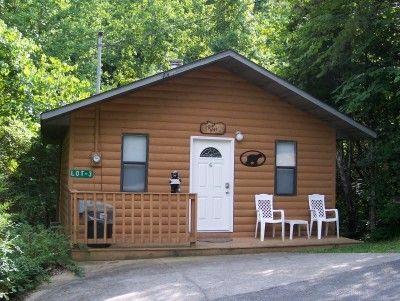 Bear Hugs Cabin Rental