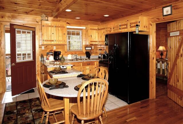 Gatlinburg Cabin Rentals_Tranquility_fully furnished kitchen