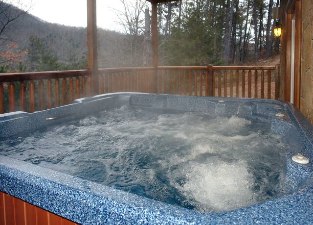 Another Day in Paradise huge hot tub