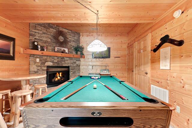 Cabin with pool table