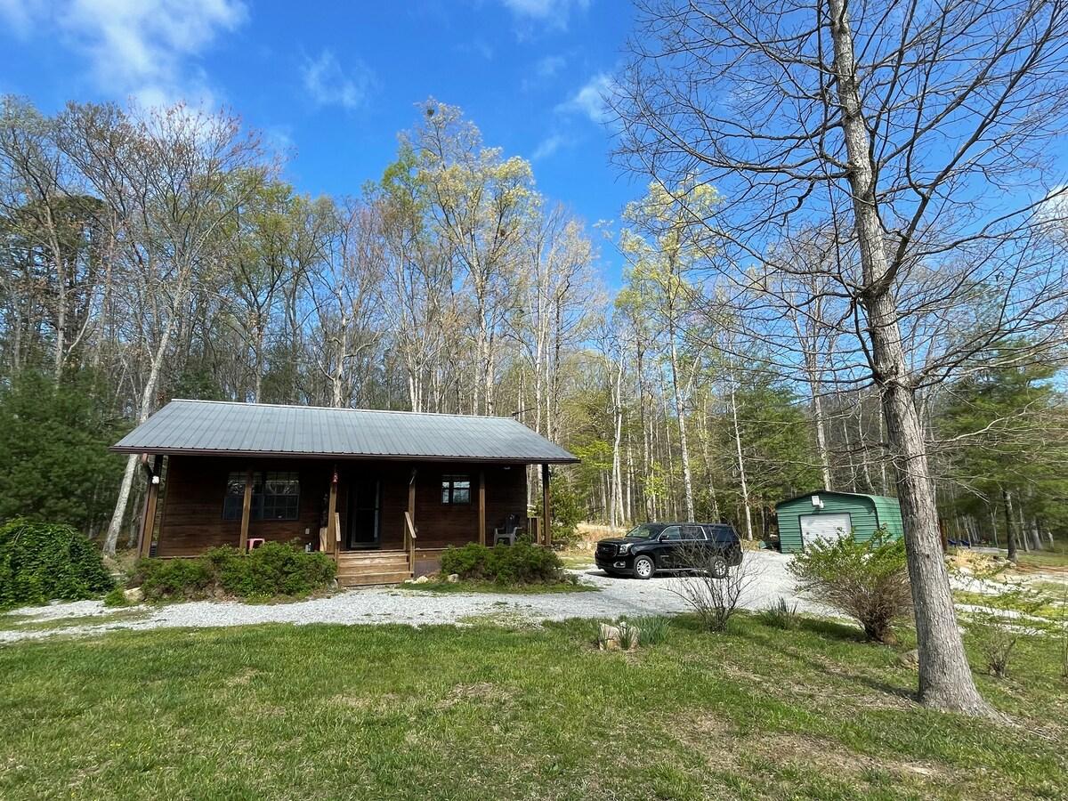 Little Lake Retreat