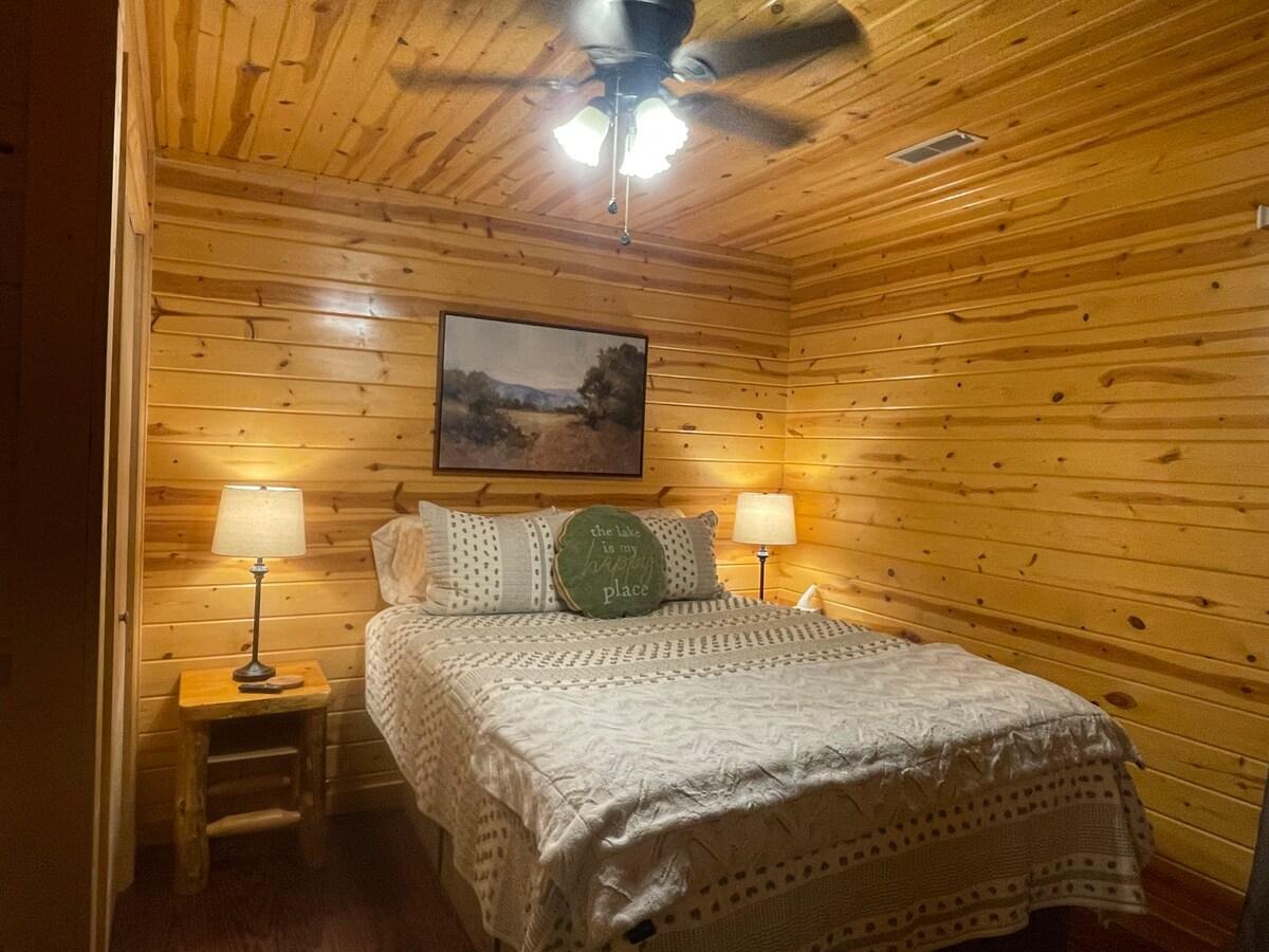 Little Lake Retreat