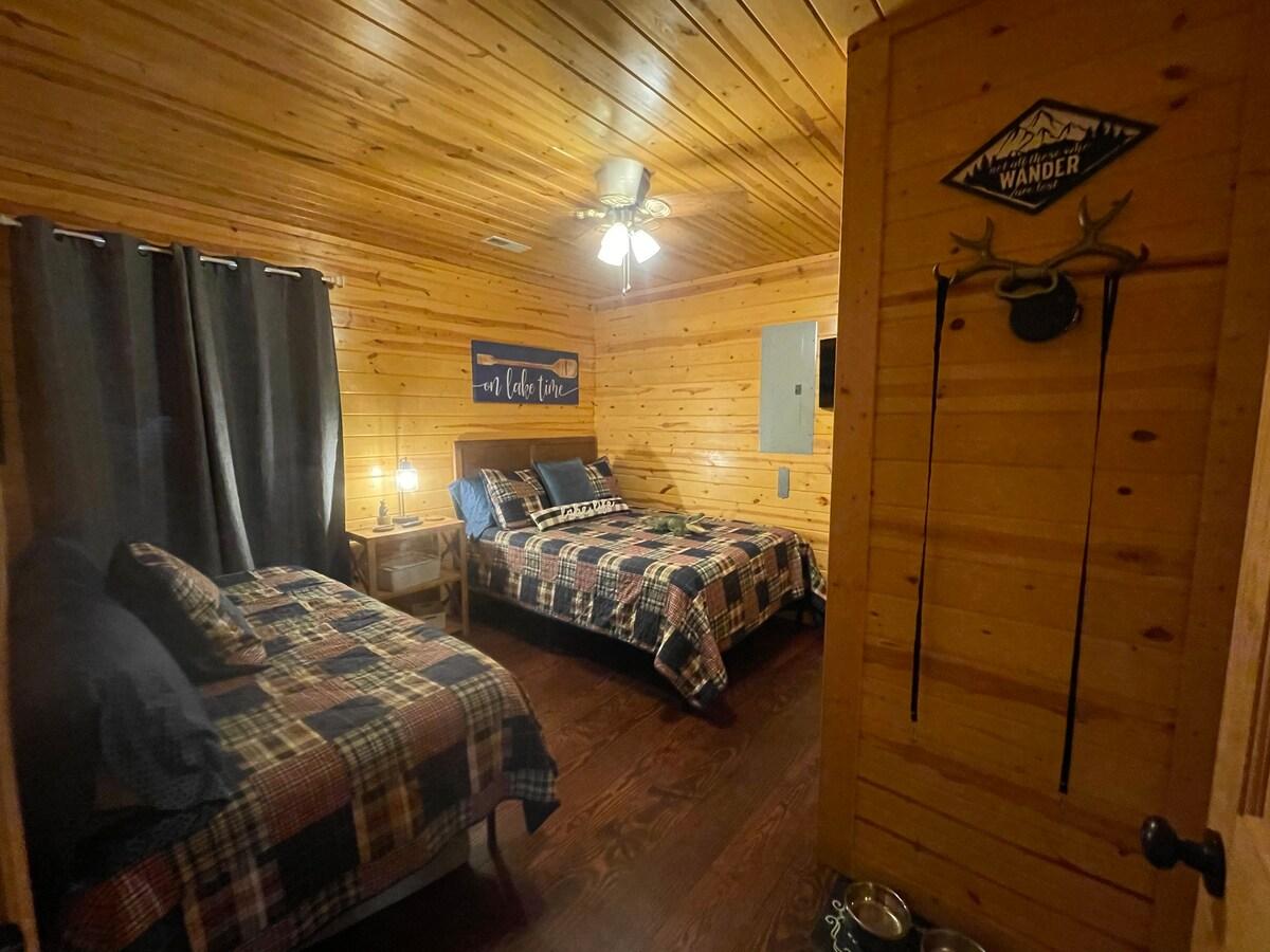 Little Lake Retreat