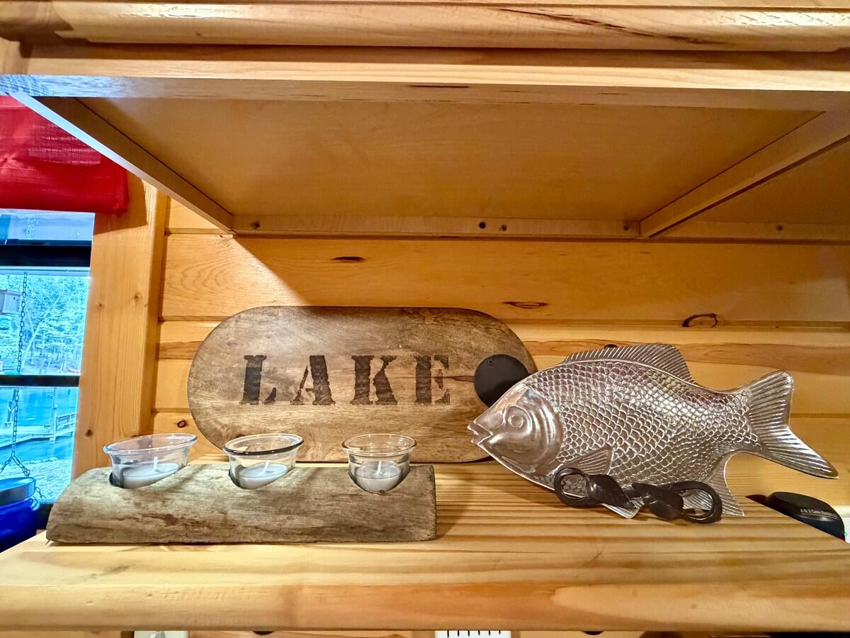 Little Lake Retreat