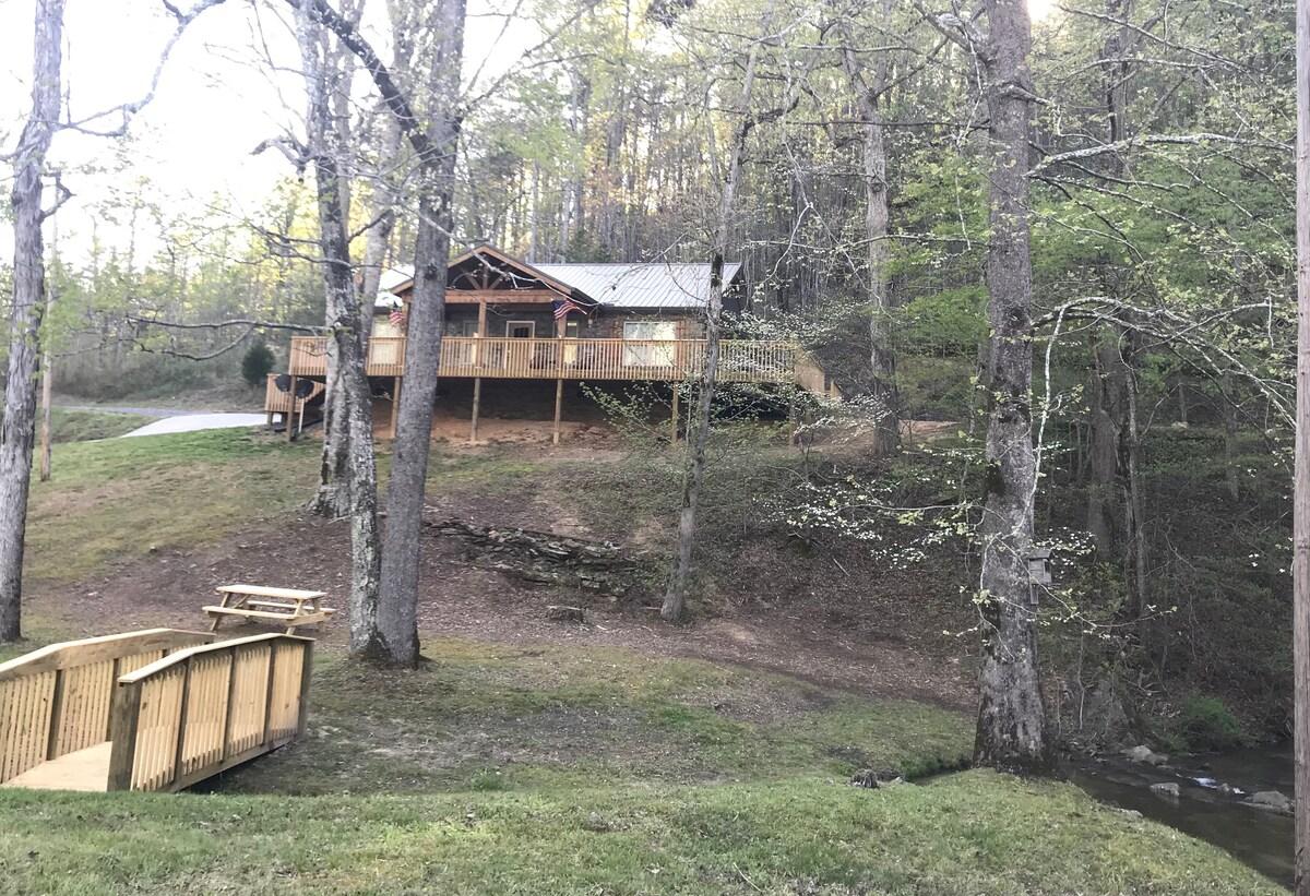 Allegheny Falls Mountain Escape #1