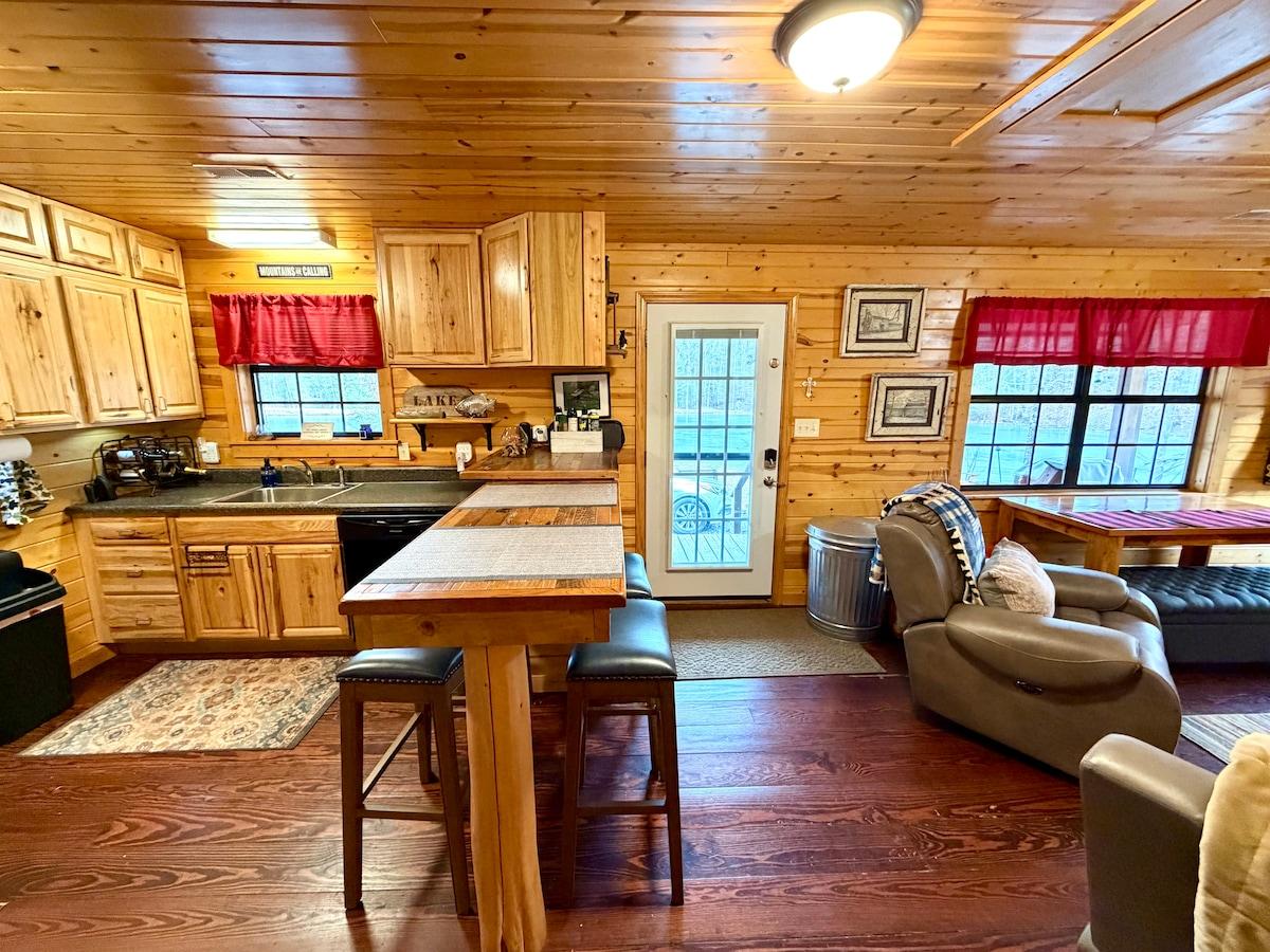 Little Lake Retreat