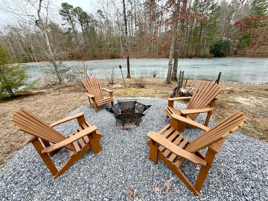 Little Lake Retreat