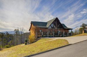 Dancing Bear Lodge