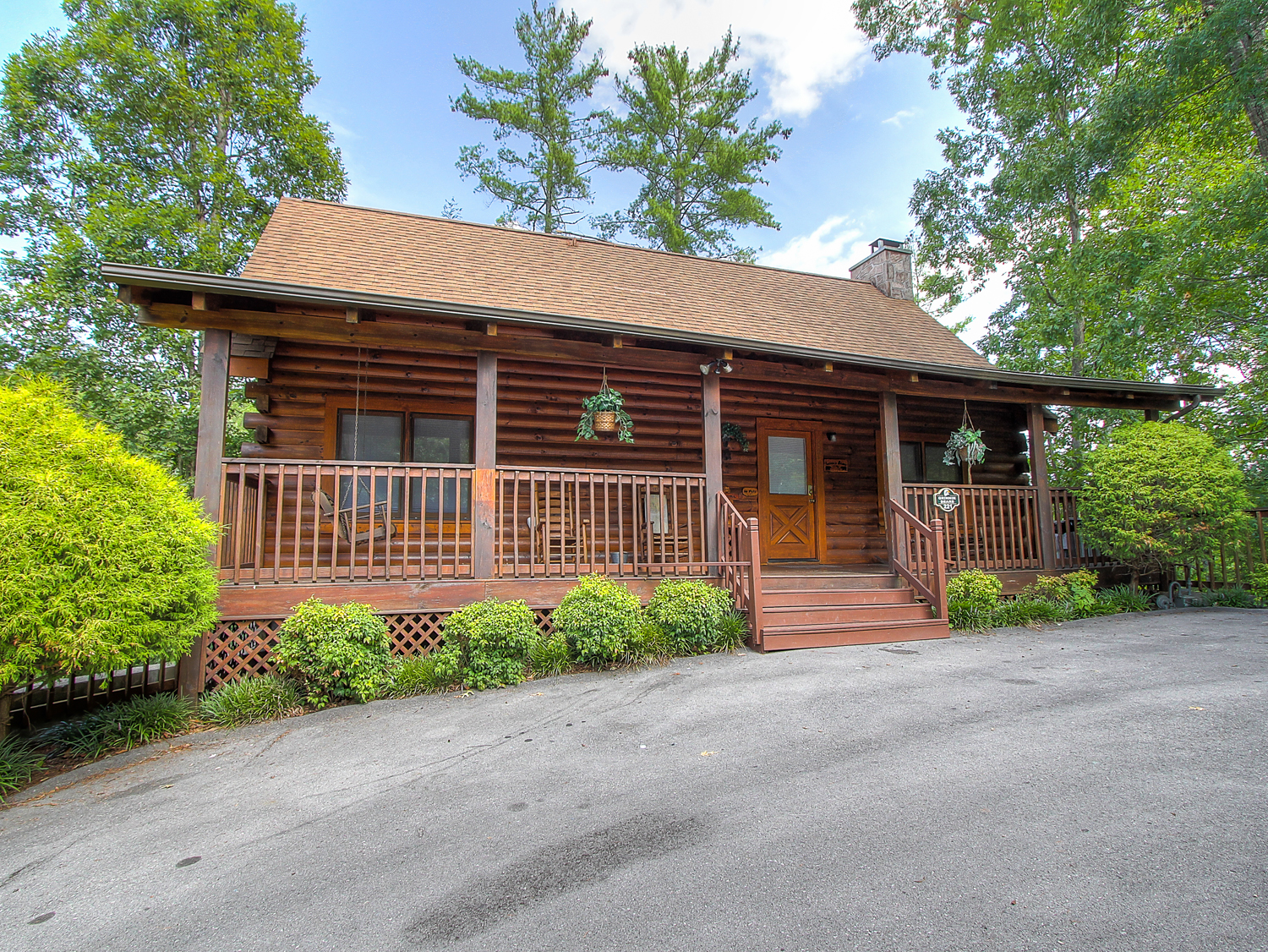 6 Bedroom Cabin Rental In Pigeon Forge: Grinnin Bears