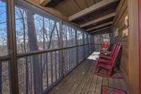 SCREENED-IN DECK