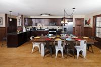 SILVER MAPLE CHALET SILVER MAPLE CHALET
