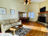 16A Honey's Hideaway