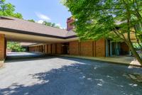 BREEZEWAY BREEZEWAY