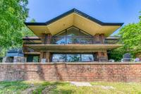 BREEZEWAY BREEZEWAY