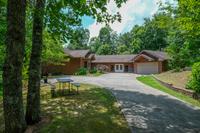 SMOKEY MOUNTAIN HIDEAWAY SMOKEY MOUNTAIN HIDEAWAY