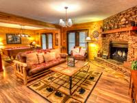 123456 LIVING AREA