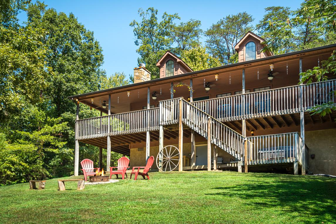 Mama Bear's Retreat, Sevierville – Updated 2023 Prices