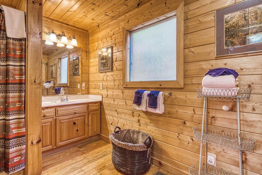 Dancing Bear Bear Camp Cabin Rentals