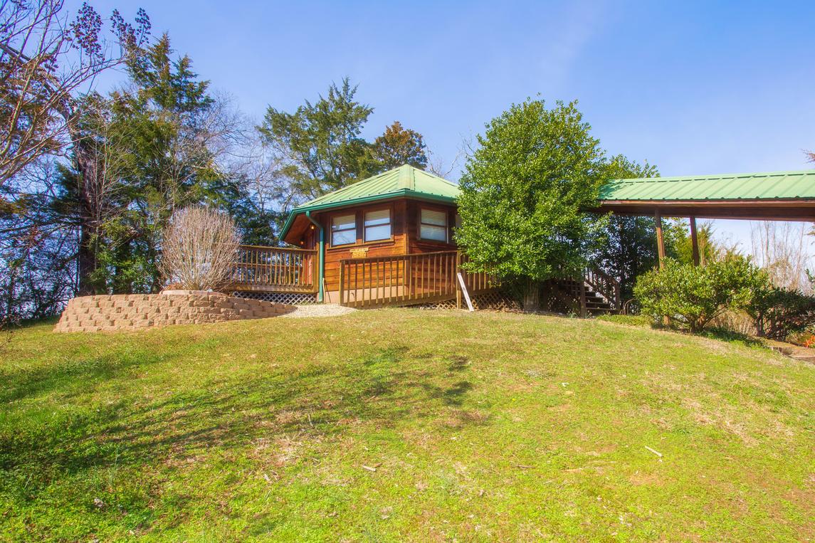 Smoky Bear Lodge with Guest House