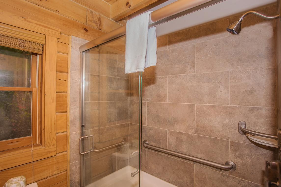 Nine Mile View Bear Camp Cabin Rentals