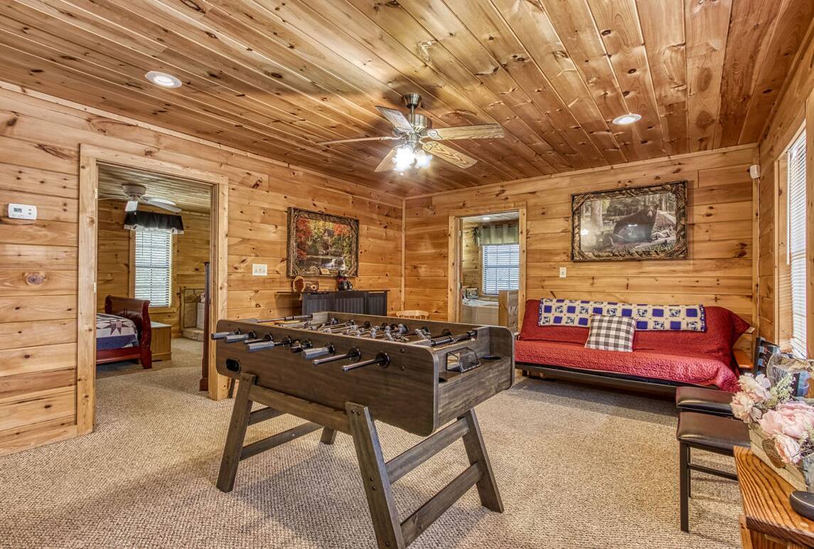 Cabin Lodge Sign MAMA BEAR RULES Rustic Blue Wood Plank Log Home Kitchen Decor 