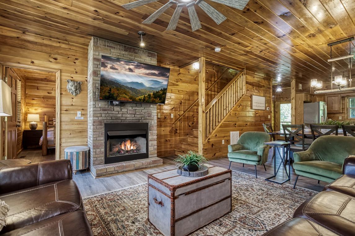 Cozy Bear Lodge 