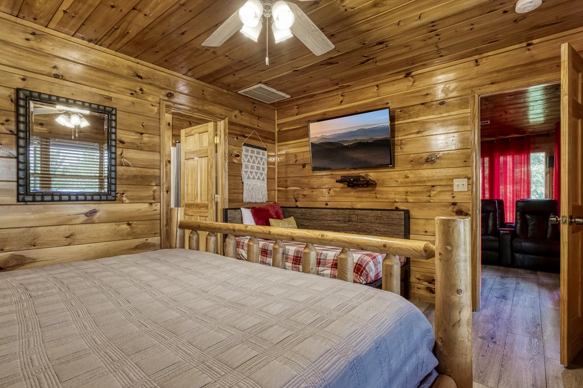 Cozy Bear Lodge 