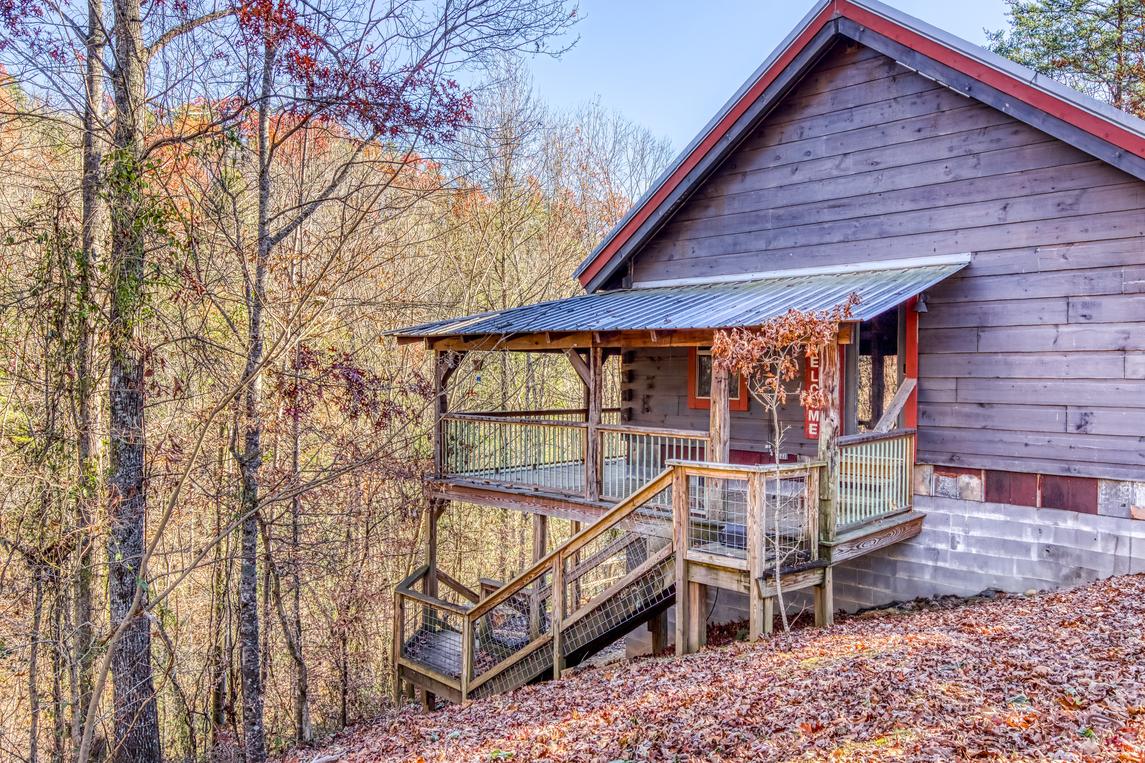 Angler's Ridge Log Cabin - New Listing