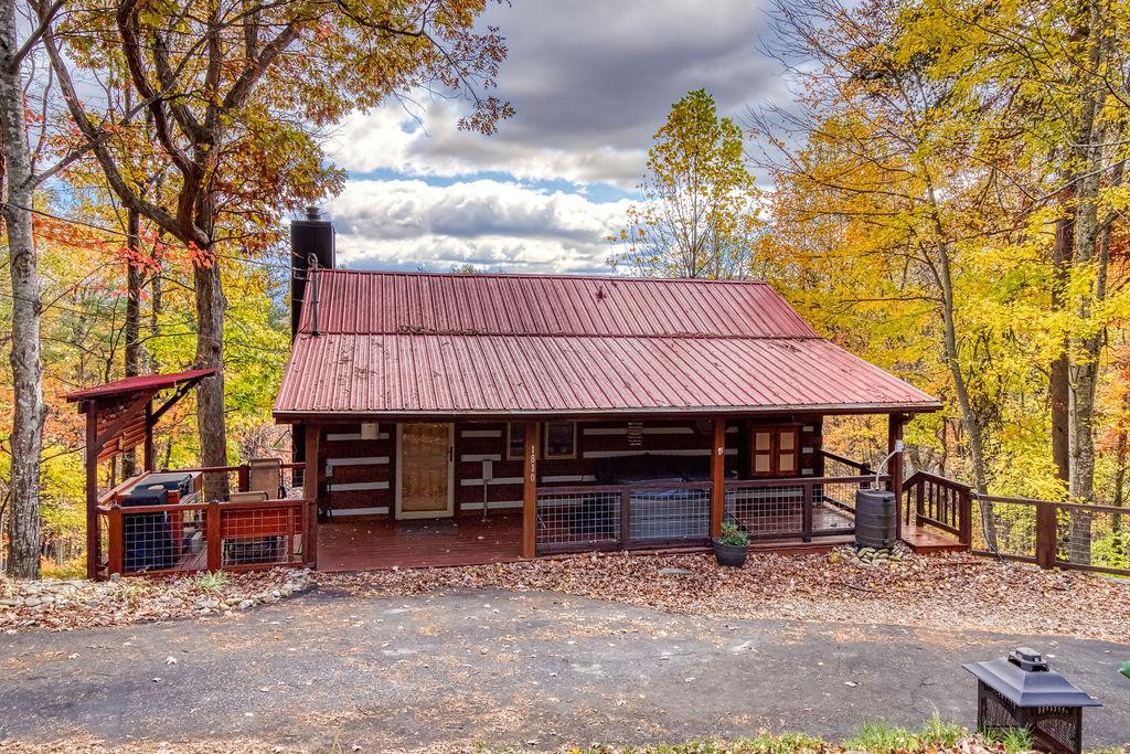 A Timber Hideaway - New Listing