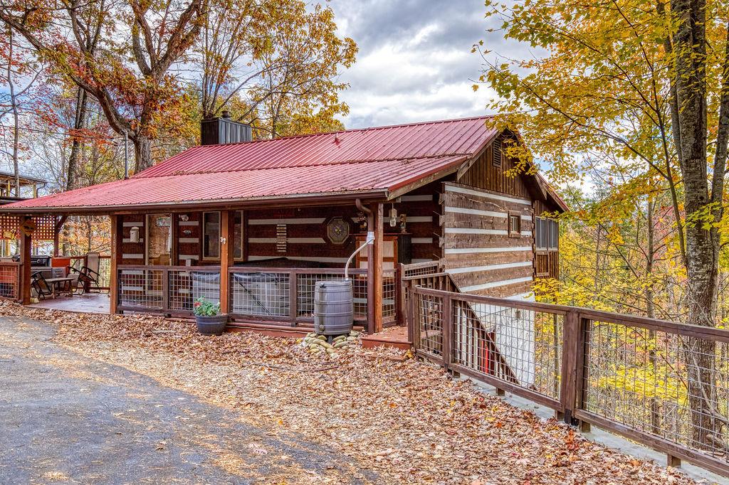 A Timber Hideaway - New Listing