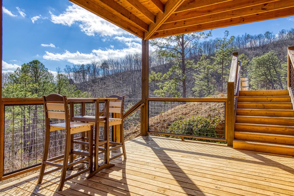 Smoky Mountain Dreamin' - New Listing