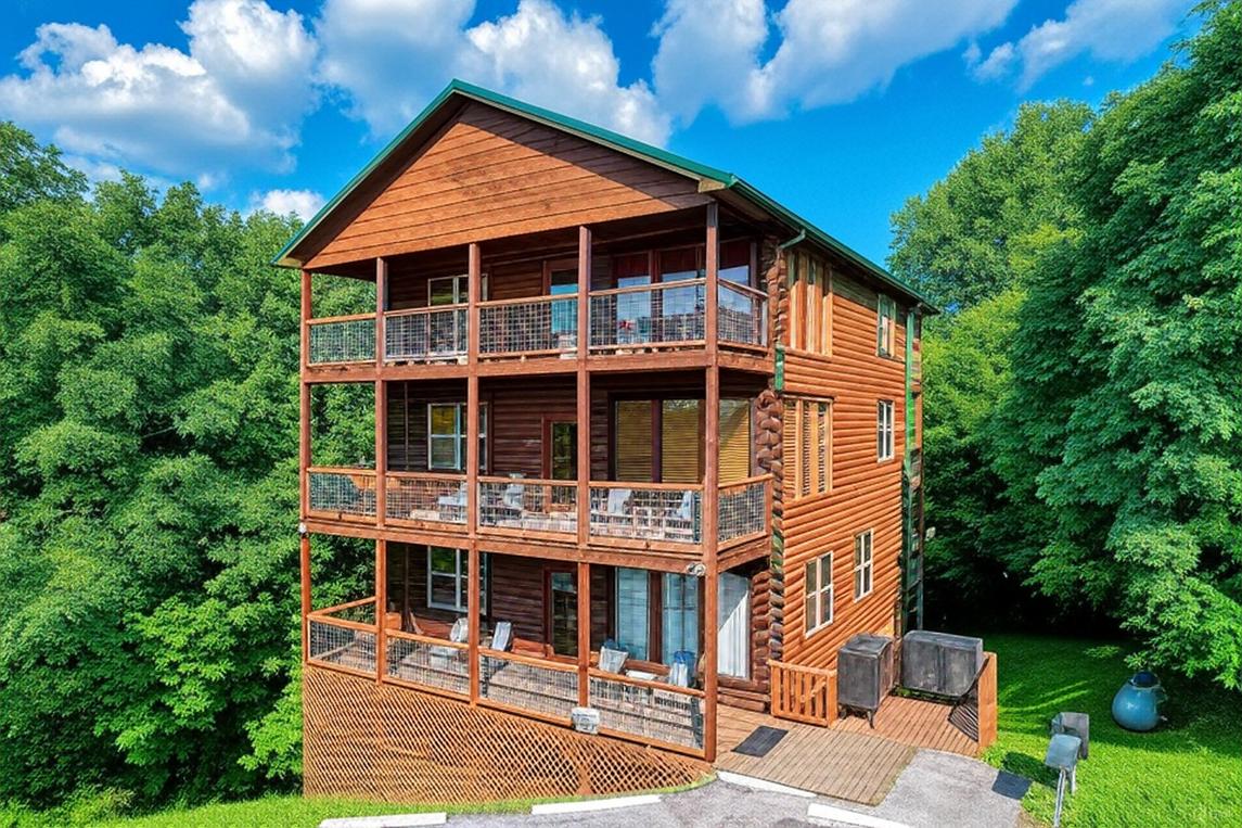 Cozy Bear Lodge 