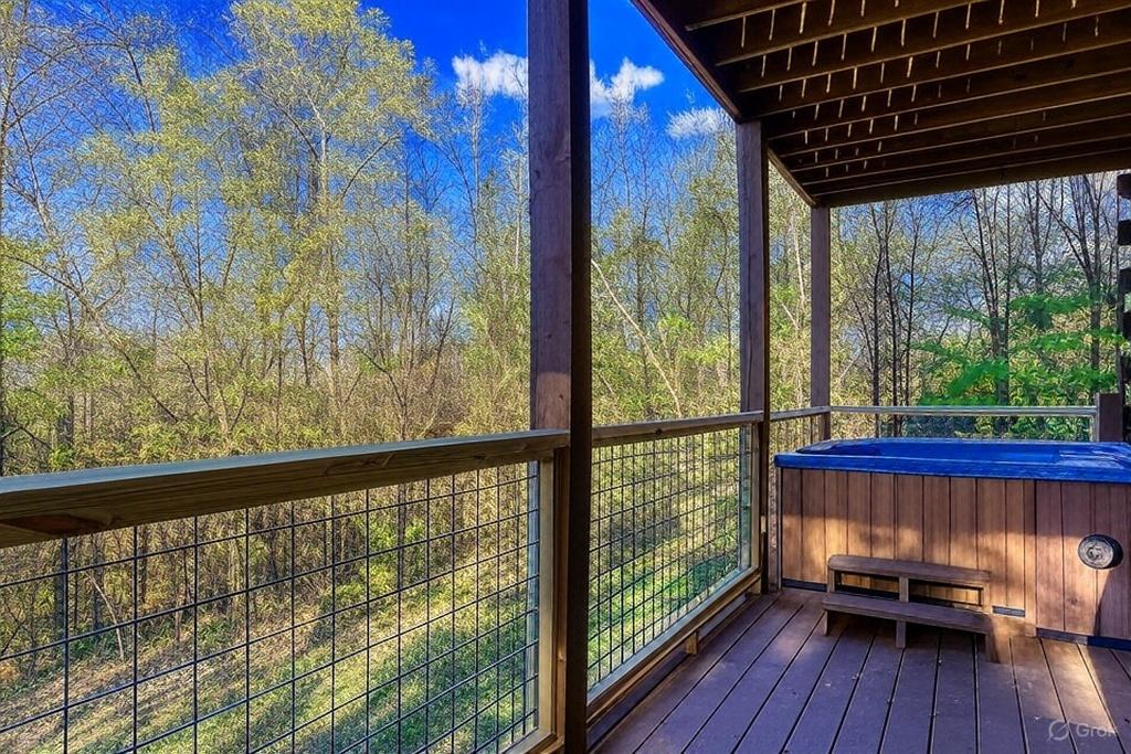 Cozy Bear Lodge 