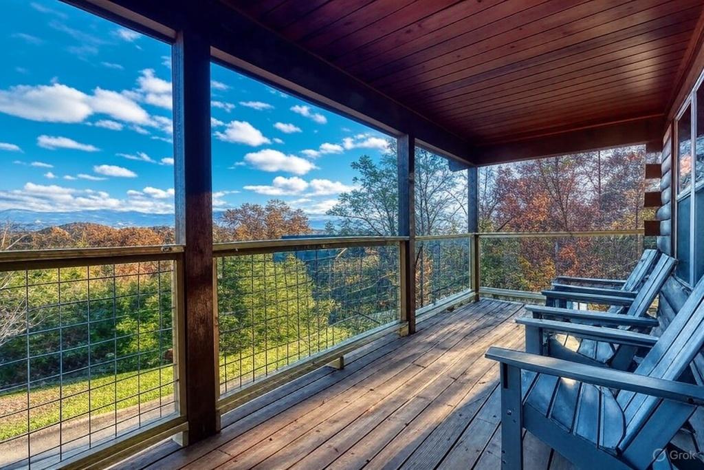Cozy Bear Lodge 