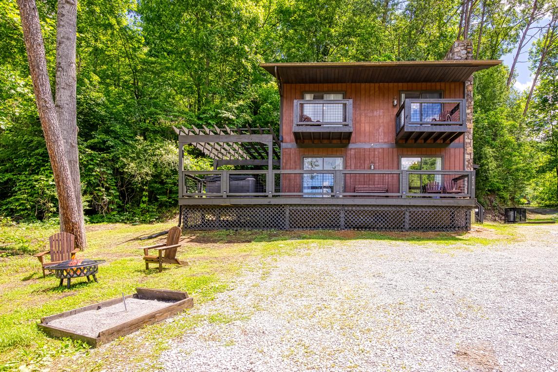 Arcadian Pass - New Listing