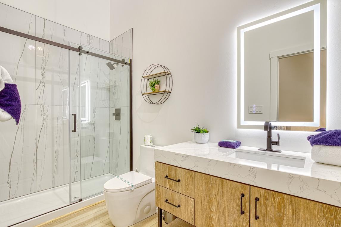 Twin Peaks Unit 1 - New Listing