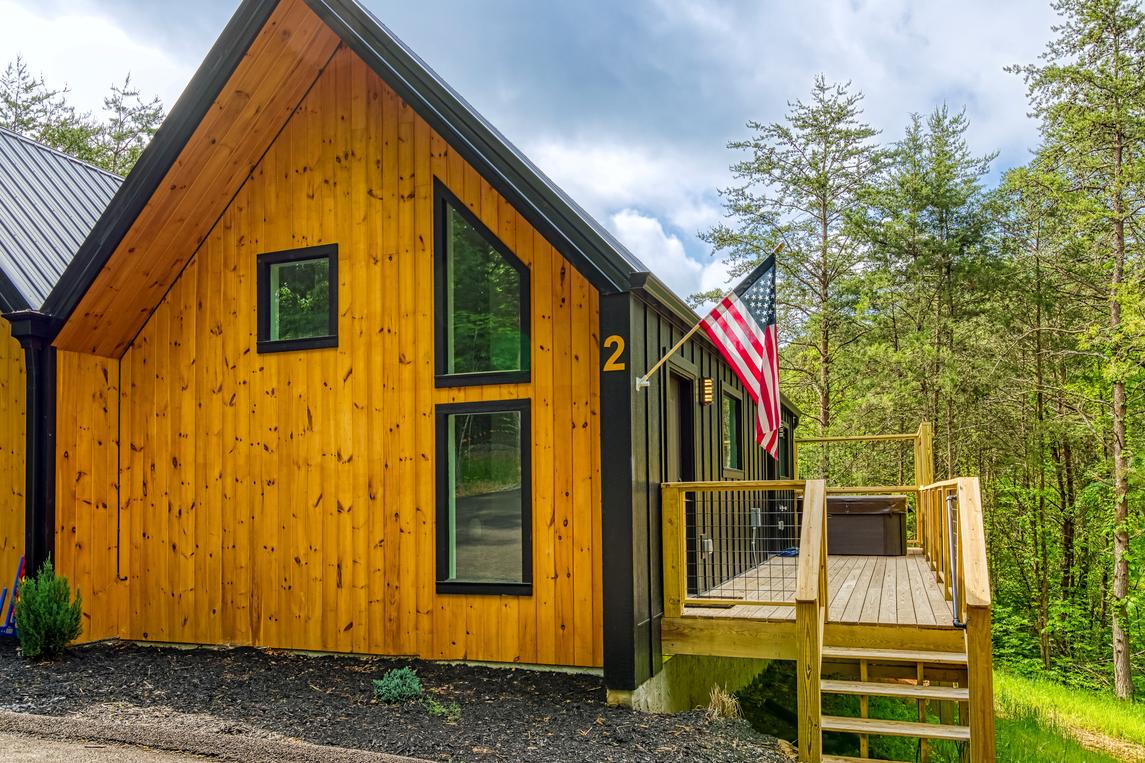 Twin Peaks Unit 2 - New Listing