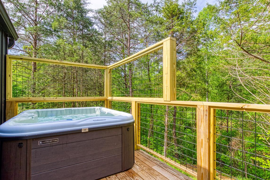 Twin Peaks Unit 2 - New Listing