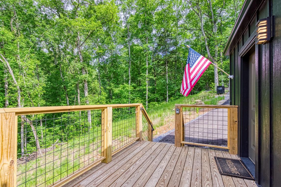 Twin Peaks Unit 2 - New Listing