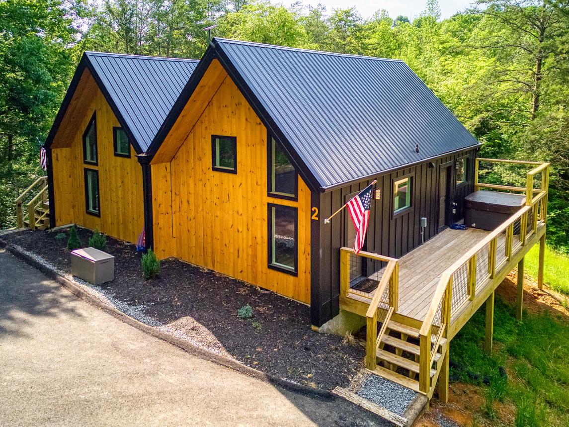 Twin Peaks Unit 2 - New Listing