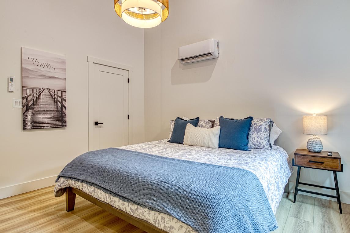 Twin Peaks Unit 2 - New Listing