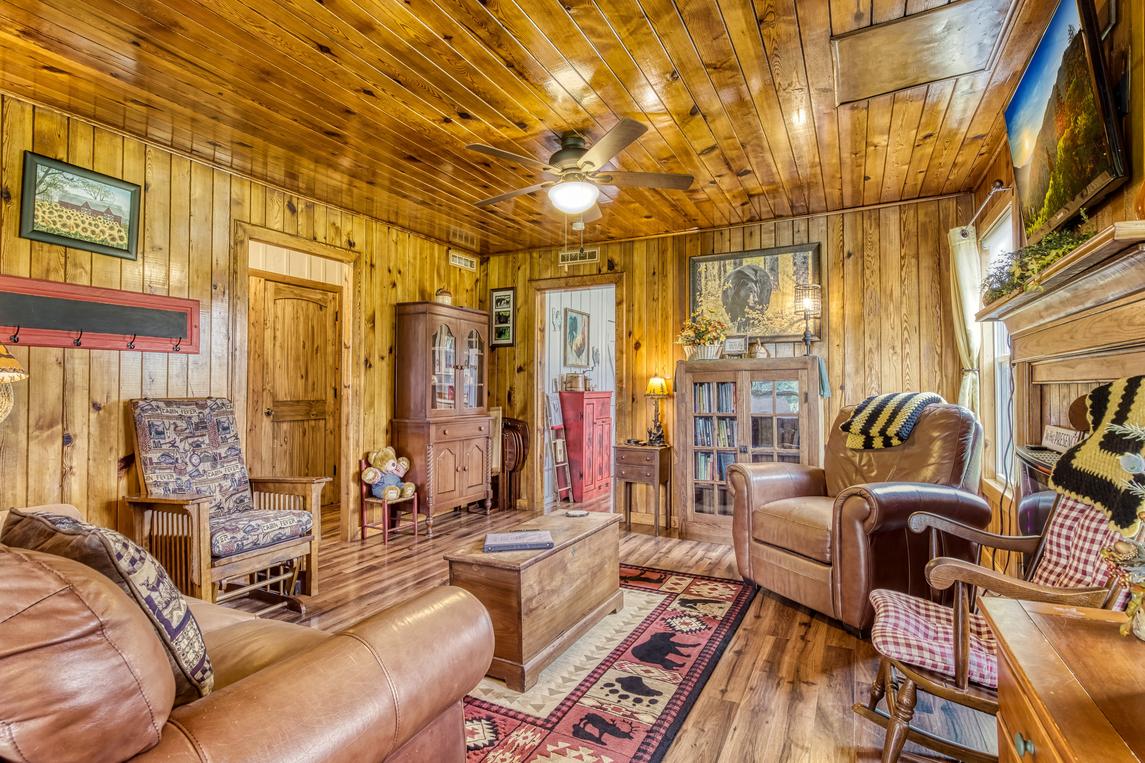 Valley View Farmhouse - New Listing