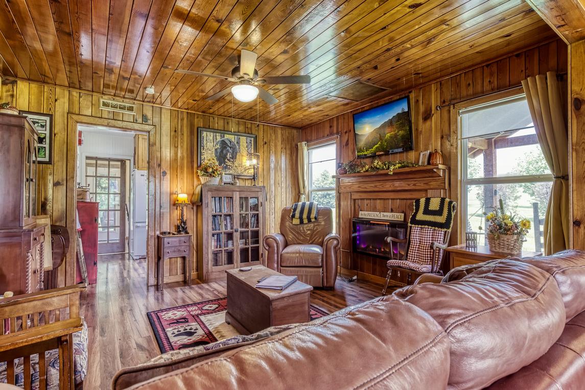Valley View Farmhouse - New Listing