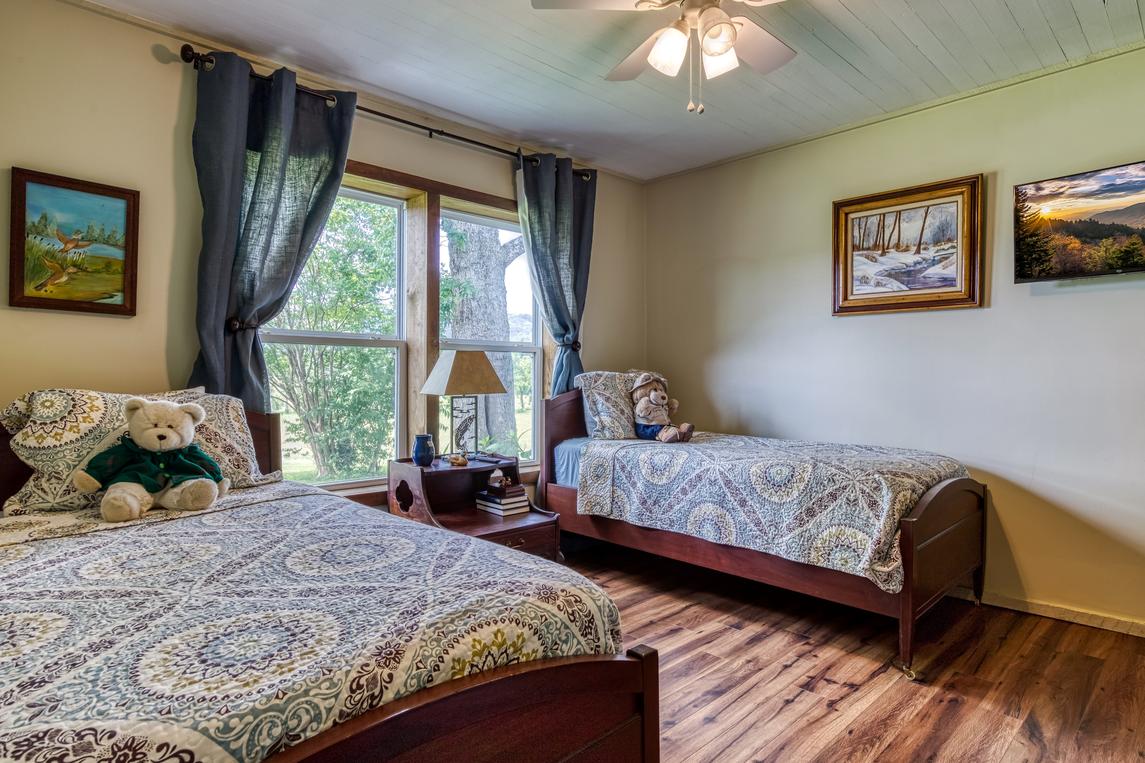 Valley View Farmhouse - New Listing