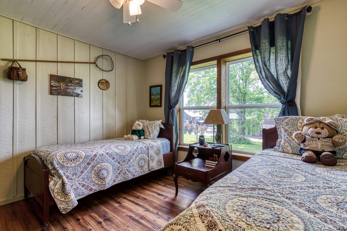 Valley View Farmhouse - New Listing