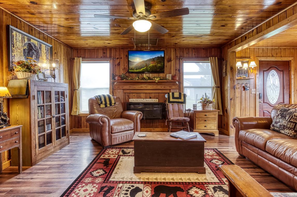 Valley View Farmhouse - New Listing