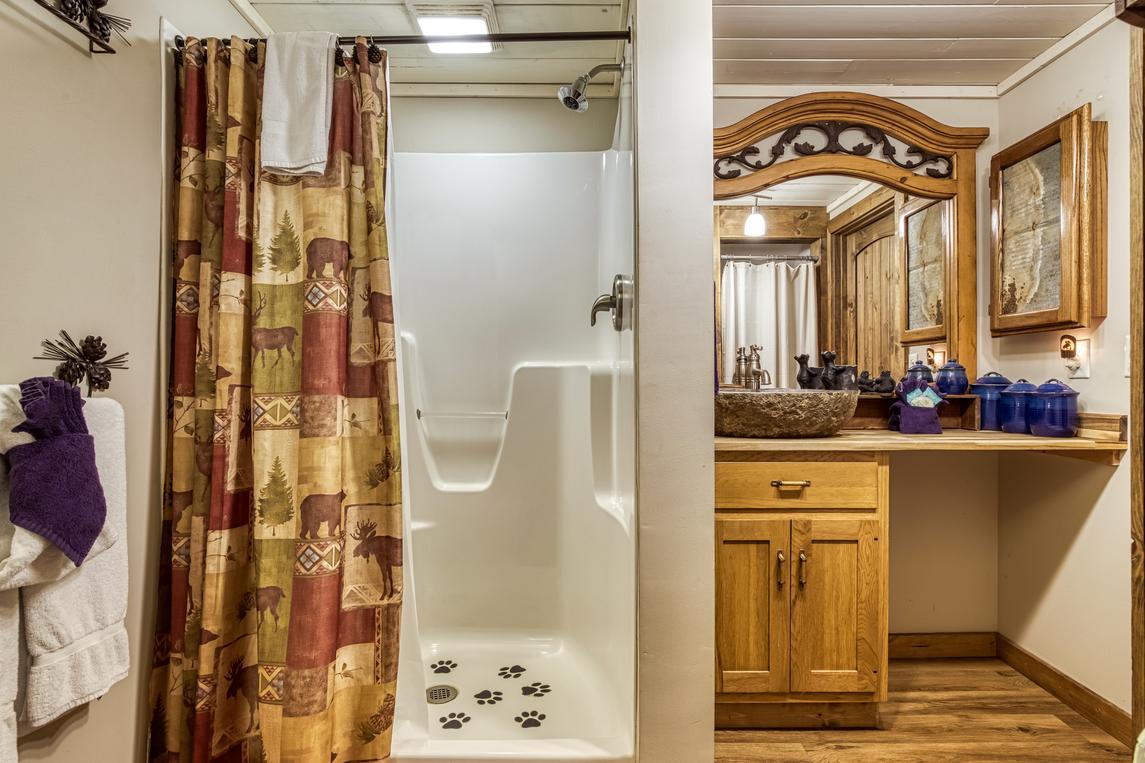 Valley View Farmhouse - New Listing
