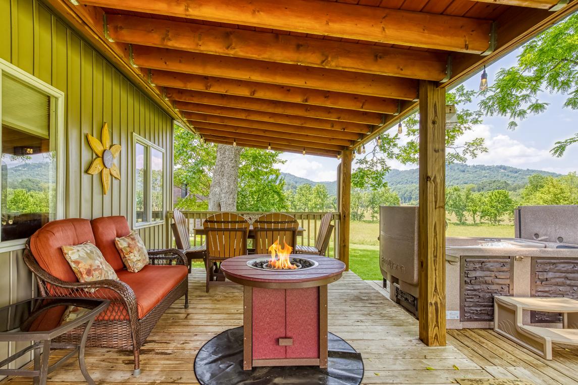Valley View Farmhouse - New Listing