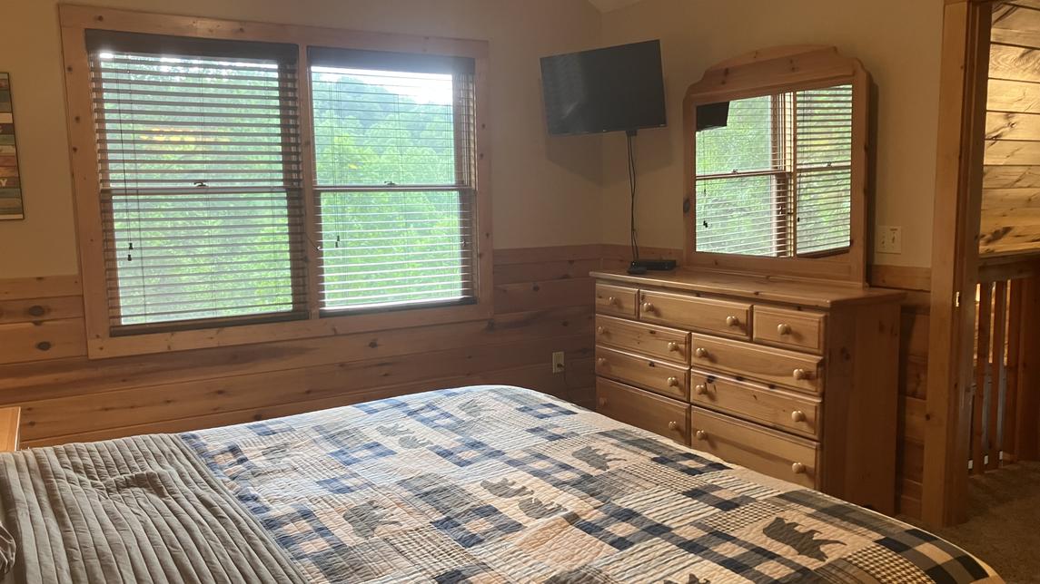 Smoky Mountain Escape - New Listing