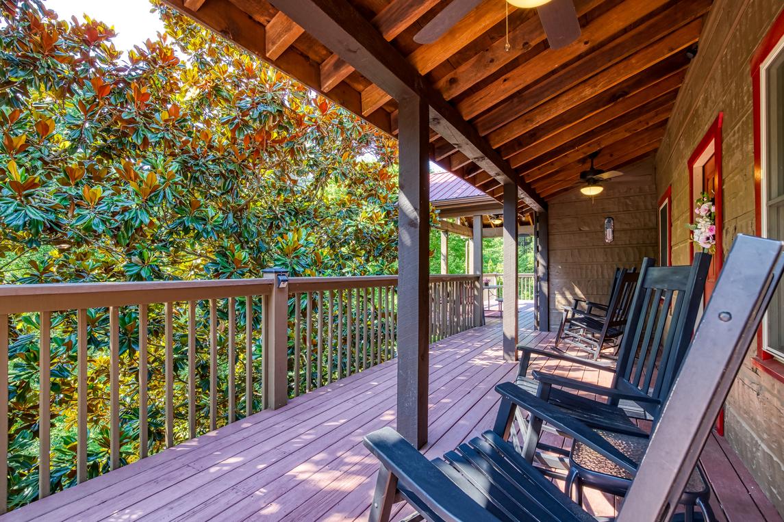 Tennessee Risky - New Listing